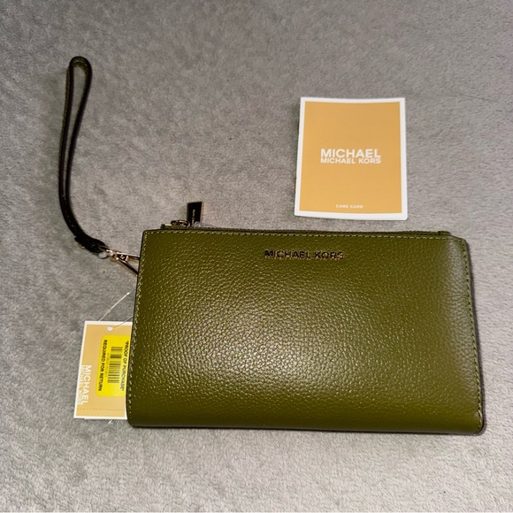 Michael Kors Adele Double Zip Gold Tone Wristlet NWT Smokey olive - Picture 2 of 10